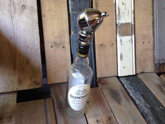 Unicorn Unipour Spirit measure pourer 25ML England 1960 - Image 2