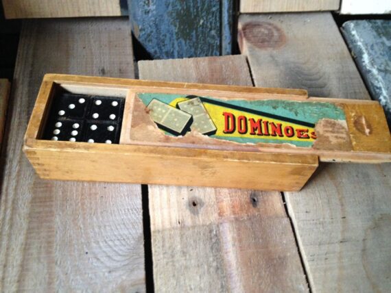 Black wooden dominoes 1950's wooden box - Image 3