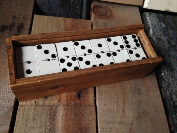 Handmade white with black base dominoes 1960 - Image 5