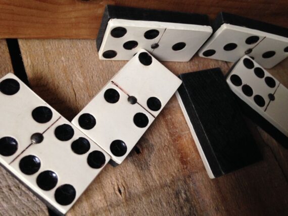 Handmade white with black base dominoes 1960 - Image 4