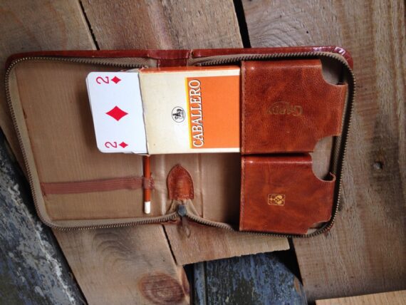 Leather 2 playing card deck holder 1980 France - Image 5