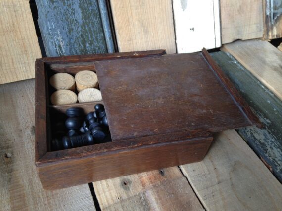 Chess checkers wooden box set 1950 - Image 3