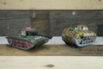Tin plate toy 2x tanks mechanical 1960 Japan - Image 2