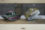 Tin plate toy 2x tanks mechanical 1960 Japan - Image 3