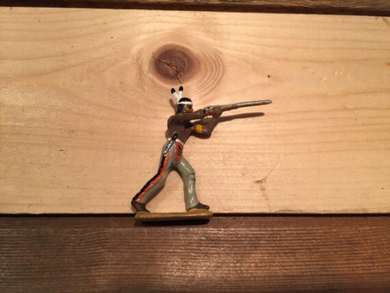 Prince August mold Indian standing firing gun 1970 Germany - Image 6