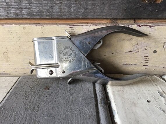 Bump paper fastner paperless stapler 1920 USA - Image 5