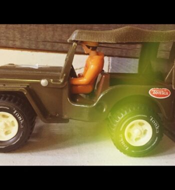 Tonka tin toy army Willys Jeep with driver 1970 USA