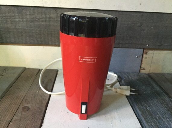 Reactor red electric Coffee grinder 1970 Holland - Image 5