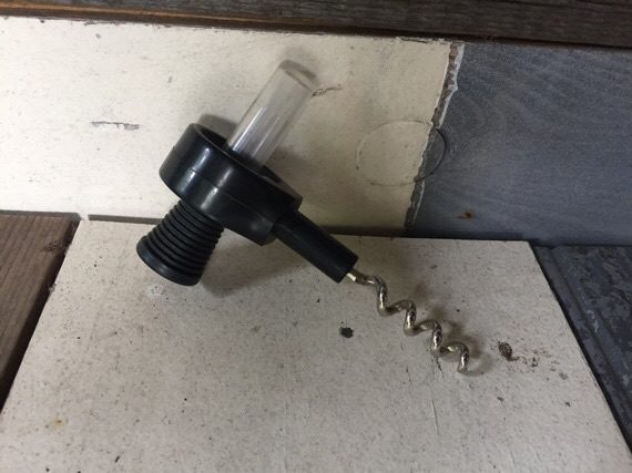 Travel folding Black plastic Corkscrew 1970 Italy - Image 3