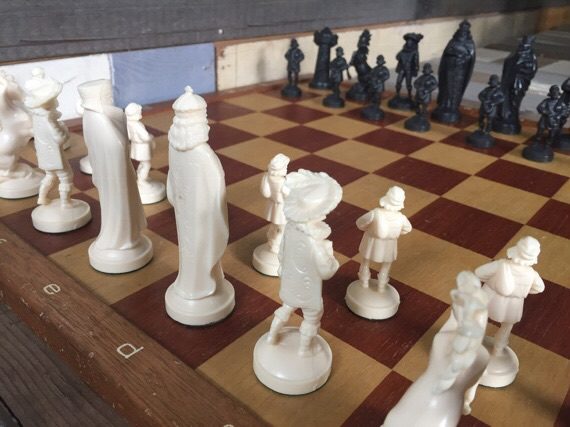 Chessboard and medieval Pieces 1960 Netherlands - Image 5