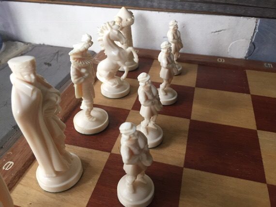 Chessboard and medieval Pieces 1960 Netherlands - Image 7