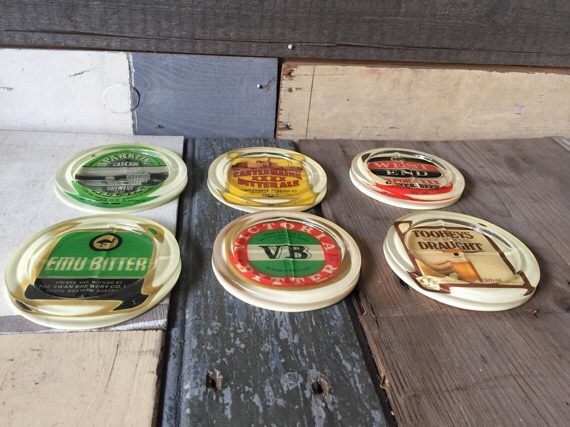 Plastic beer coaster set 6x 1960 Australia breweriana - Image 3