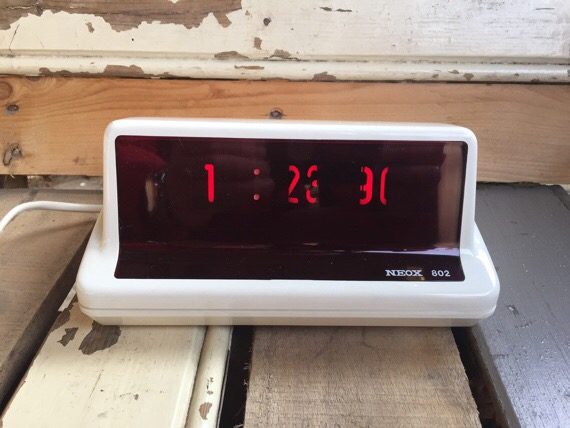 NEOX 802 roling numbers alarm clock 1970 Japan - Image 5