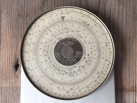 Alro Concrete circular slide rule metal case 1950 Holland - Image 5