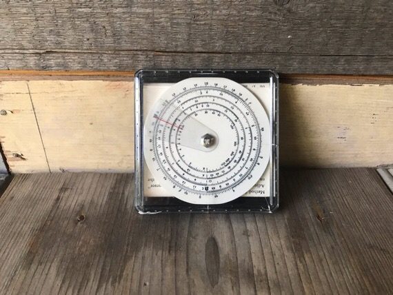 Space Age small circular slide rule box 1970 Hong Kong - Image 5