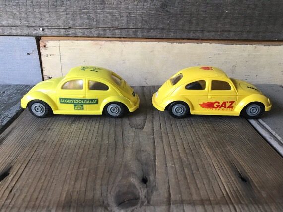 2x Lemezarugyar VW beetle friction car 1960 Hungary - Image 3