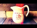 The Red Lion Inn large water jar USA 1980