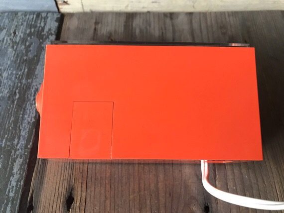 Safari 3700 space age orange flip alarm clock 1970 Hong Kong - Image 6