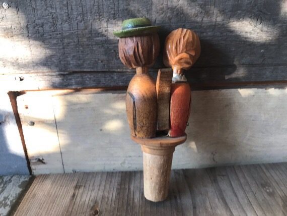ANRI bottle stop kissing couple wood 1960 Italy - Image 3