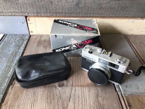 Konica C35 automatic camera boxed extras 1970 Japan - Image 2