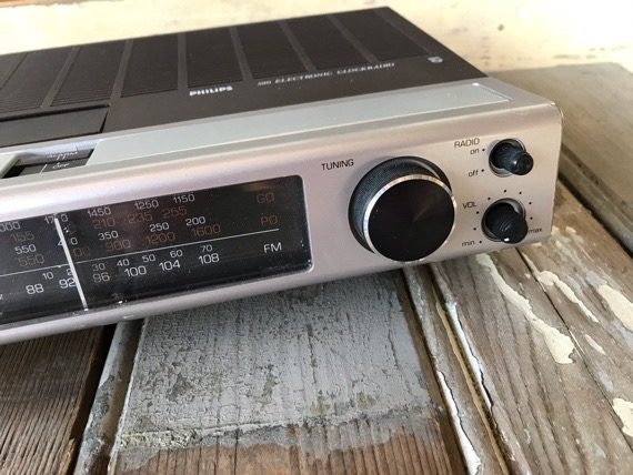 Philips 590 electronic clockradio red LED design alarm 1980 Holland - Image 6