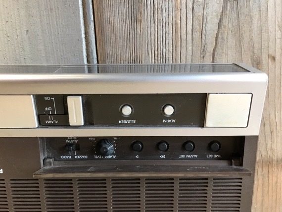Philips 590 electronic clockradio red LED design alarm 1980 Holland - Image 4