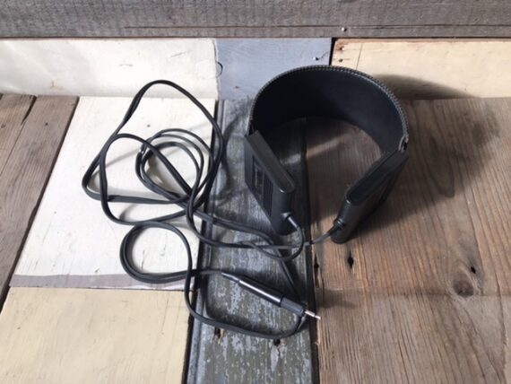 DH-77-S design 200 OHM headphones square model 1977 Japan - Image 7