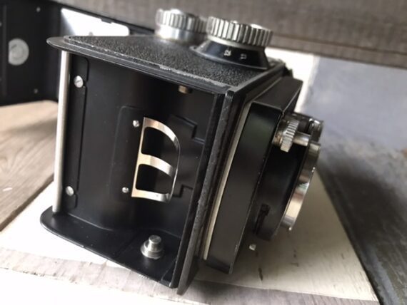 Beautiflex D Taiyodo Koki TLR Camera case 1950 Japan - Image 10