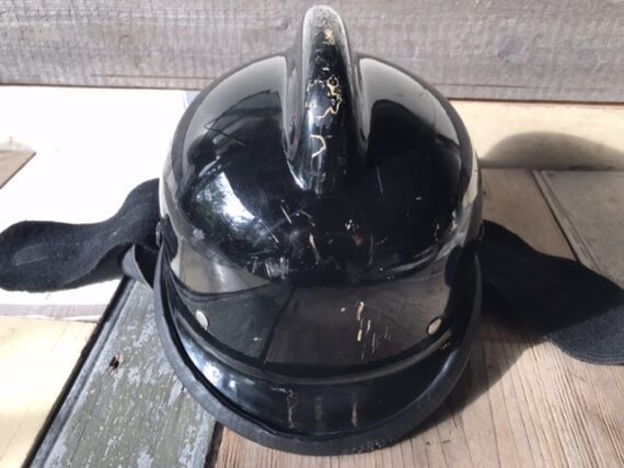 Fire fighter fiberglass black helmet 1980 Germany - Image 7