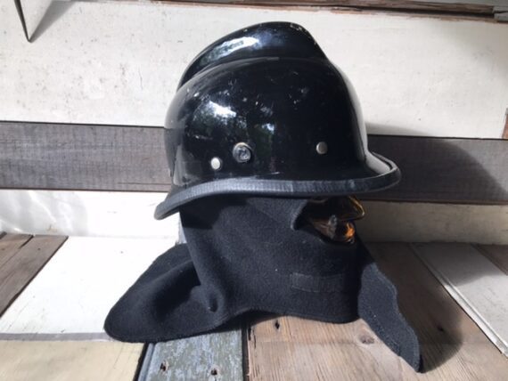 Fire fighter fiberglass black helmet 1980 Germany - Image 4