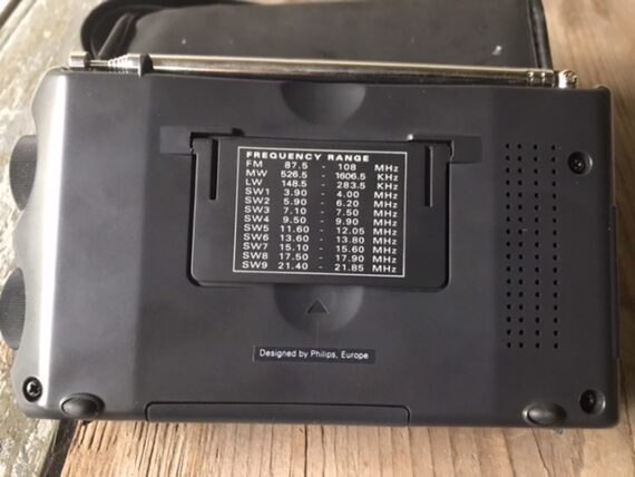 Philips AE 3350 12 Band world receiver radio case 1990 Holland - Image 5