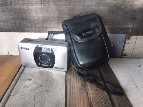 Konica EU mini-II camera bag 35mm 2000 Japan - Image 2