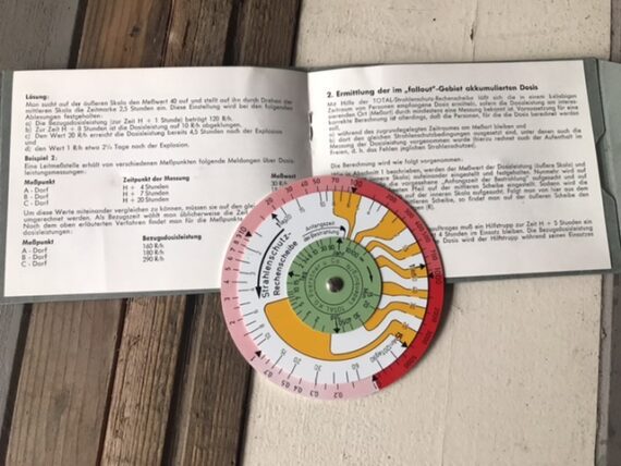 Nestler Strahlenschutz radiation circular slide rule 1960 Germany Holland
