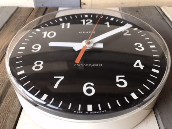 Kienzle Chronoquartz design wall clock 1980 Germany - Image 4