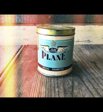 Mills Plane 50 special cigarettes tobacco tin can 1940 England