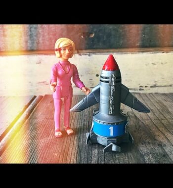 Thunderbirds 2x items Matchbox Bandai 1992 China Japan Penelope
