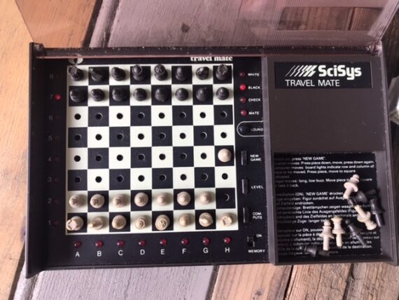 SciSys travel mate chess computer electric 1984 in box Hong Kong - Image 3