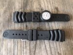 2x Seiko Z22 rubber straps and compass 2000 Japan - Image 6