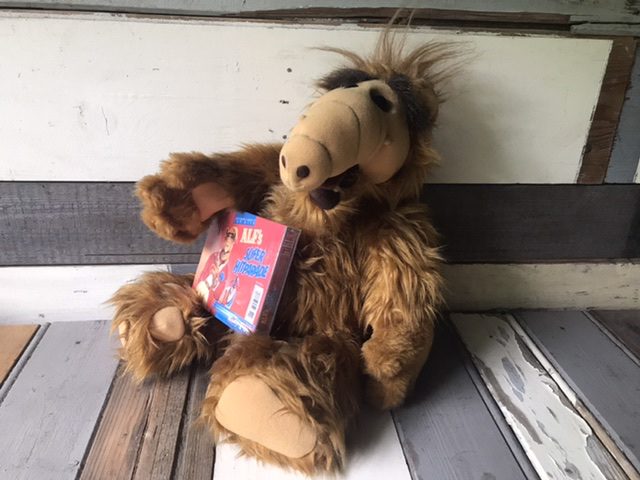 ALF 1986 original series TV puppet Gordon