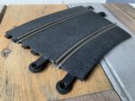 Scalextric Tri-ang CPT/53 race track piece 1:32 outer curve slot car 1970 England - Image 2
