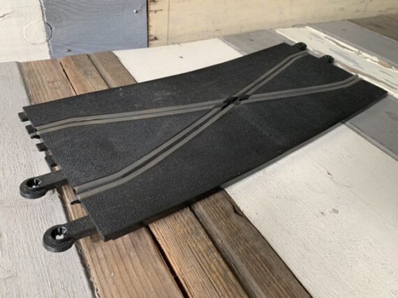 Scalextric Tri-ang CPT/82 crossover track piece 1:32 straight slot car 1970 England - Image 3