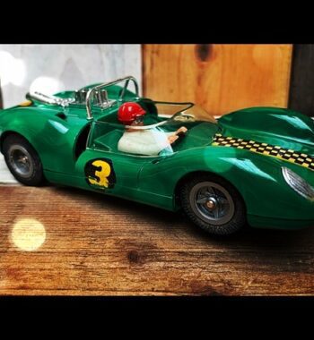 Fleischmann 3210 Ford Lotus auto-rally 1:32 slott car green