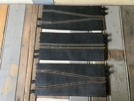 CPT74/75 Scalextric Tri-ang track piece 1:32 long chicane slot car 1970 England