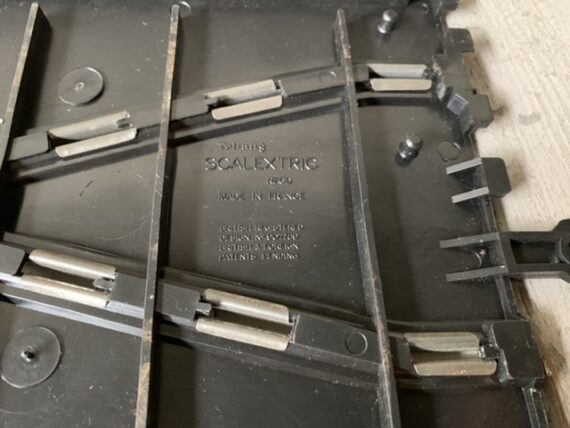 Scalextric Tri-ang CPT/82 crossover track piece 1:32 straight slot car 1970 England - Image 6