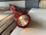 Maglite cherry red XL Flashlight 1990 USA - Image 2