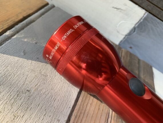 Maglite cherry red XL Flashlight 1990 USA - Image 5