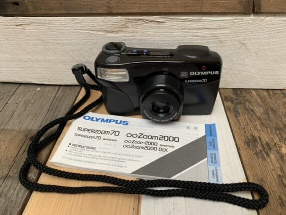 Olympus superzoom 70 camera manual 1980 Japan - Image 2