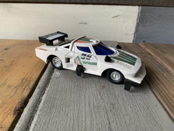 Standardized size 132 Lancia Stratos Alitalia slot car 1980 Hong Kong - Image 6