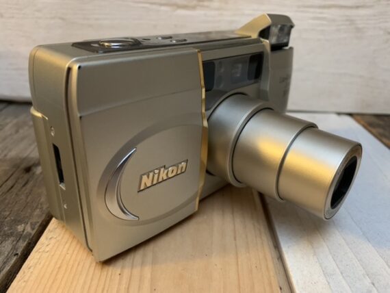 Nikon lite touch zoom 100W AF camera 35mm 2000 - Image 6