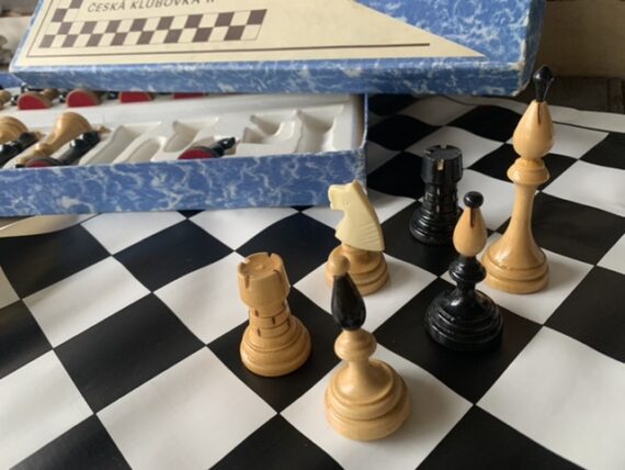 Chess set wood box 1980 Czechoslovakia - Image 6